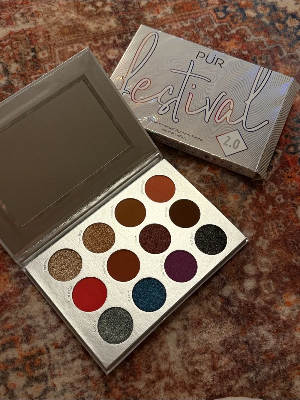 PÜR Festival 2.0 12-Piece Pressed Pigment Palette NIB